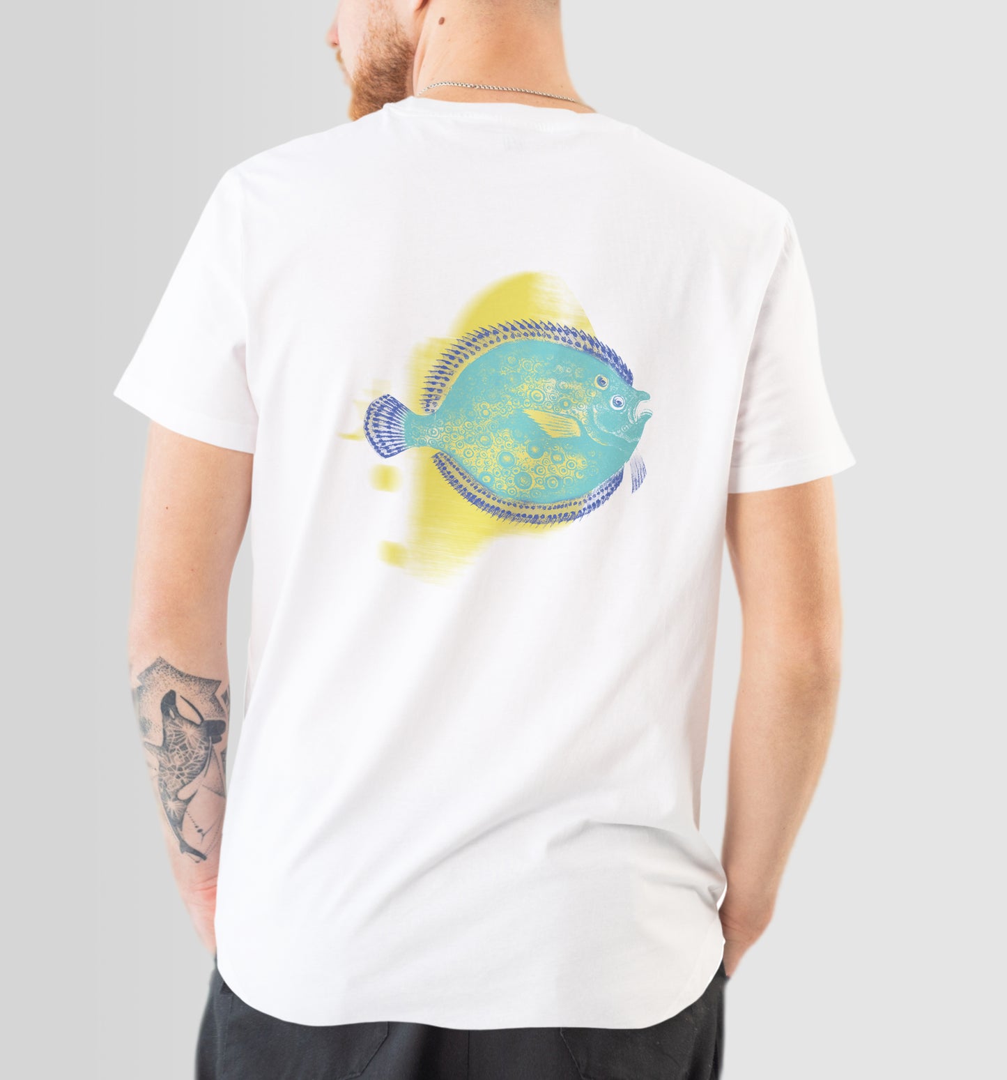 White t-shirt with fish print |