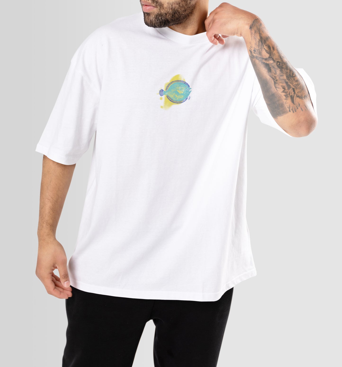 White t-shirt with fish print |